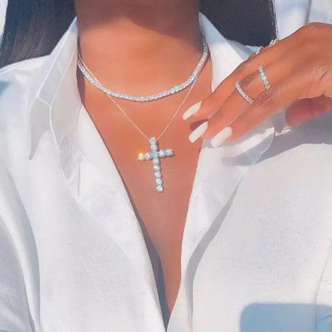 Thee Jesus Piece Necklace - Silver